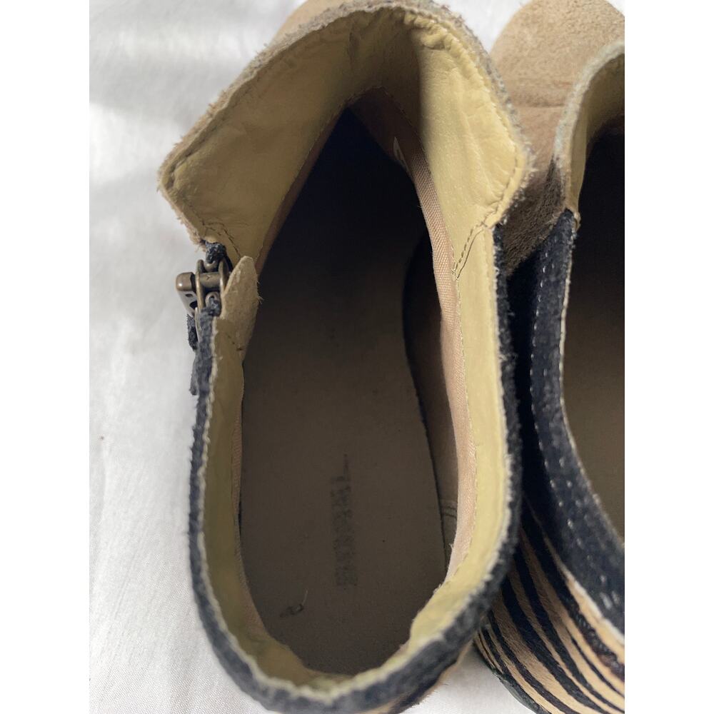 Sorel Major‎ Ankle Boots - Women's Size 9.5 - Suede w/Zebra Pattern - Picture 10 of 11